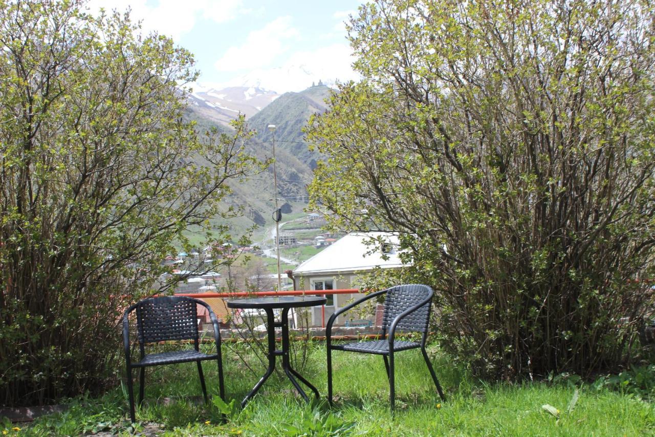 Golden Star Kazbegi Hotel Exterior foto