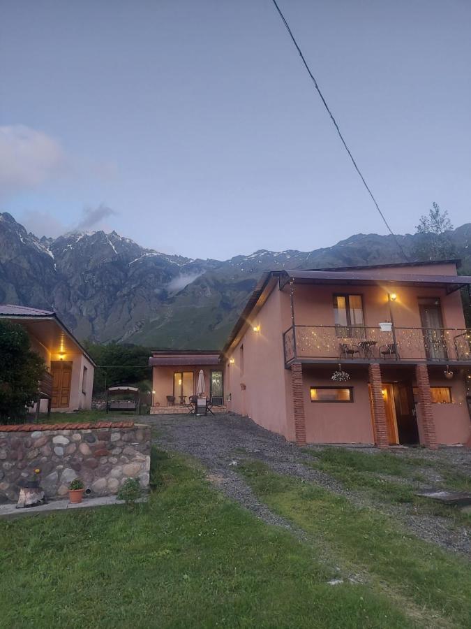 Golden Star Kazbegi Hotel Exterior foto