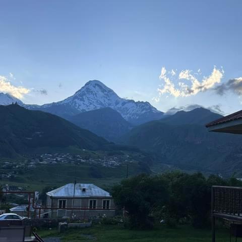 Golden Star Kazbegi Hotel Exterior foto